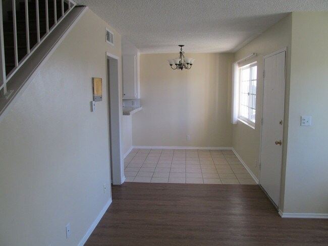 Primary Photo - 1700 S Bundy Dr
