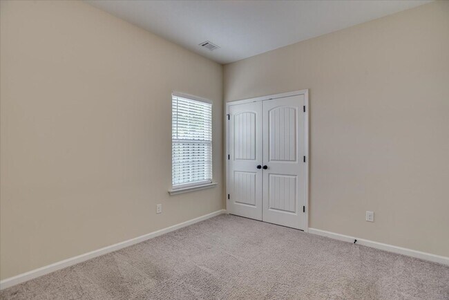 Building Photo - 5286 Copse Dr