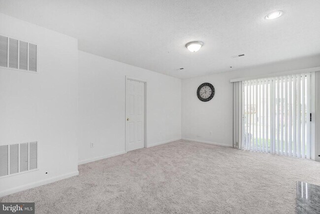 Building Photo - 18506 Carriage Walk Cir