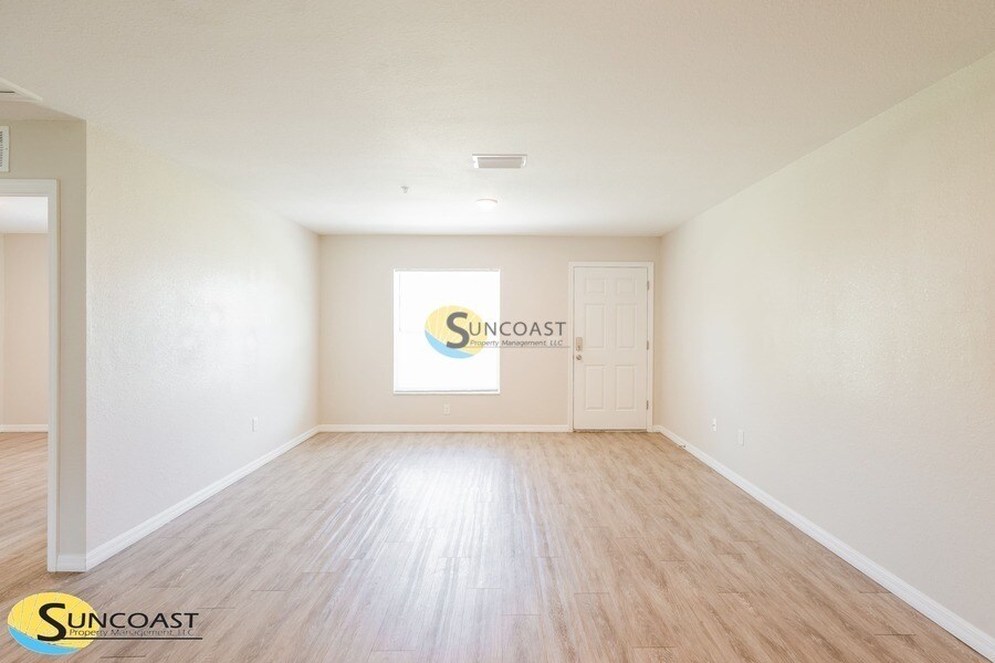 Building Photo - 8148 Juniper Rd