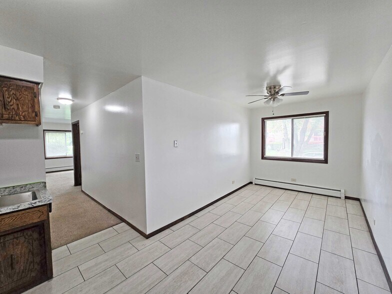 Building Photo - 2 Paxos Dr