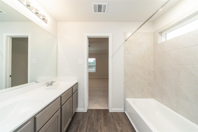 Building Photo - 3026 Orchid Ranch Dr