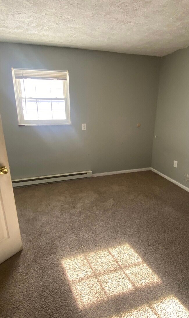 Building Photo - New Horizon