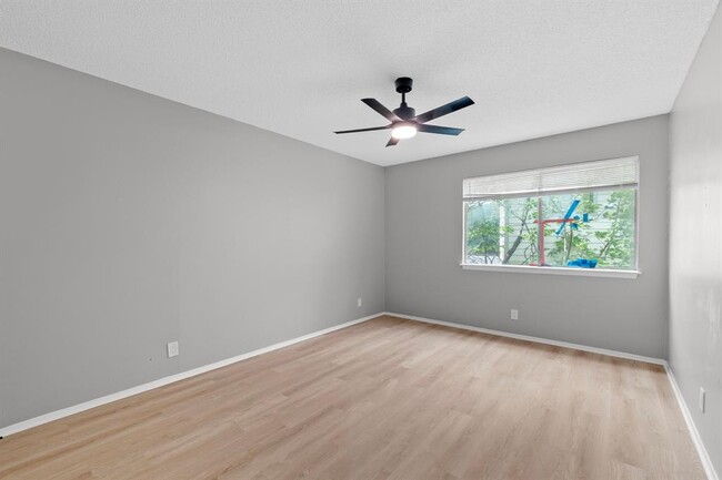 Building Photo - 8903 Parkfield Dr