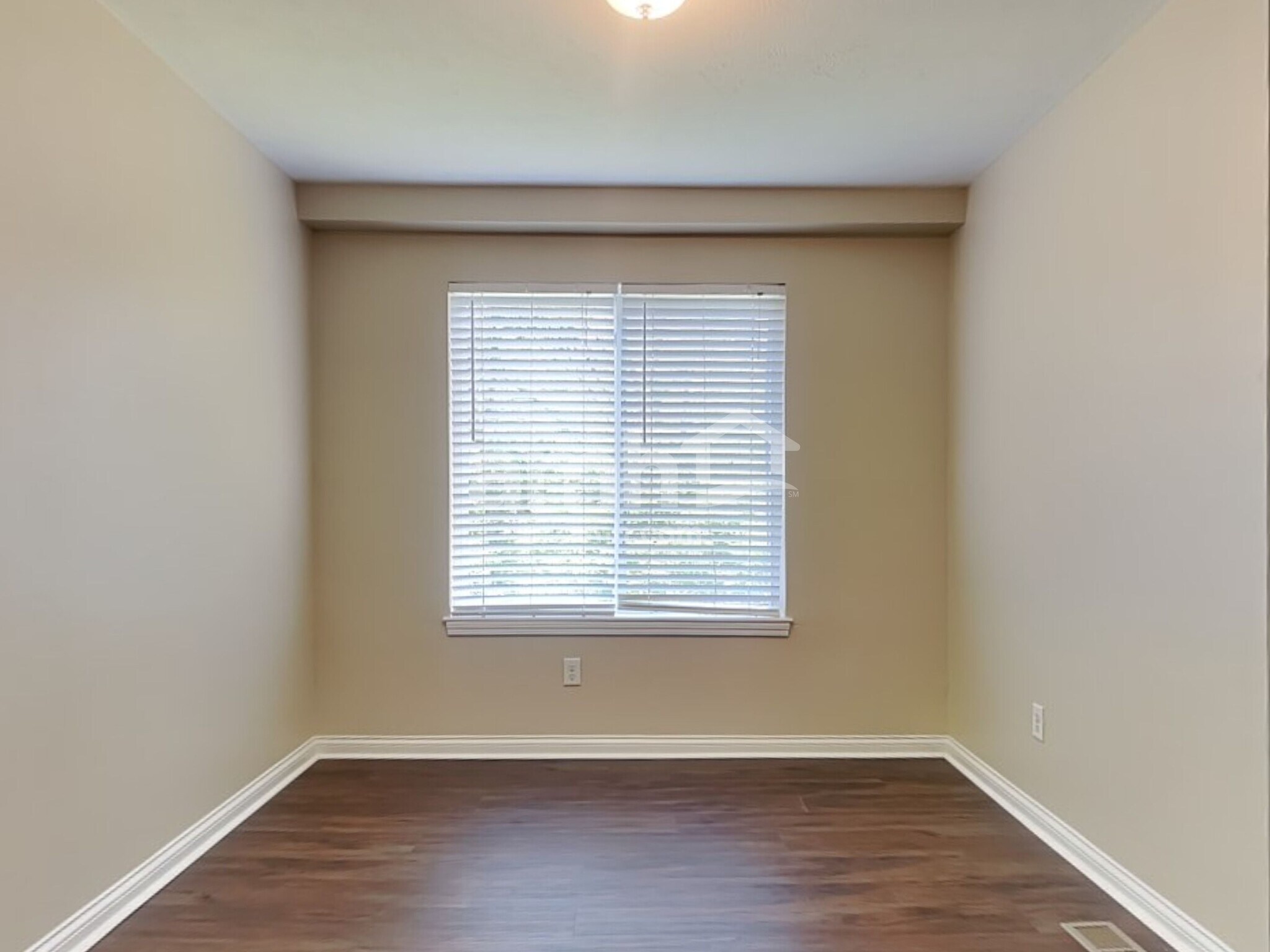 Building Photo - 8254 Rose Petal Dr