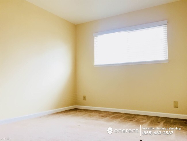 Building Photo - 516 Granger Terrace