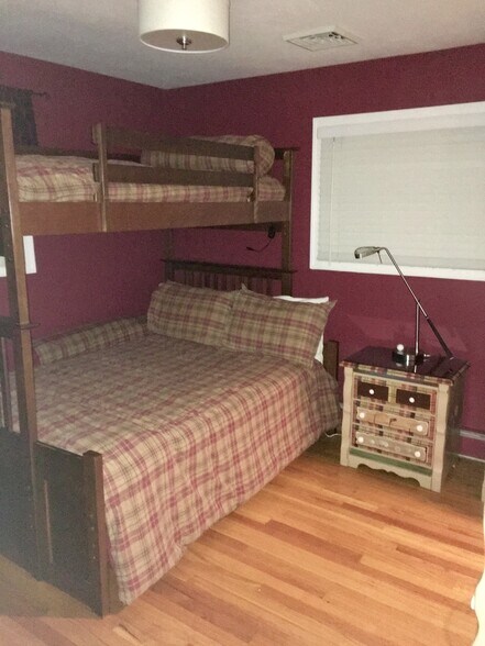 Bedroom 3 - 924 Byford Boulevard
