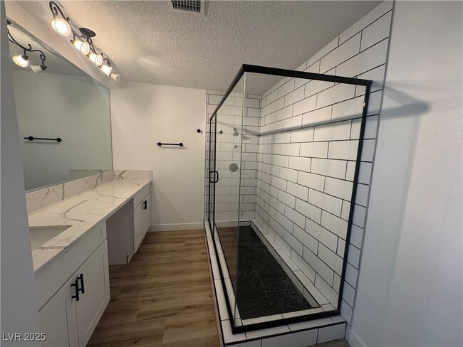 Building Photo - 1336 Darmak Dr