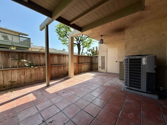Building Photo - Spacious 3 Bedroom Townhome in Mission Valley! Two Private Patios! Two Assigned Parking Spaces! I...
