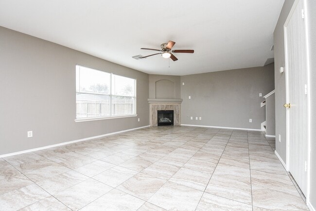 Building Photo - 642 Kiley Dr