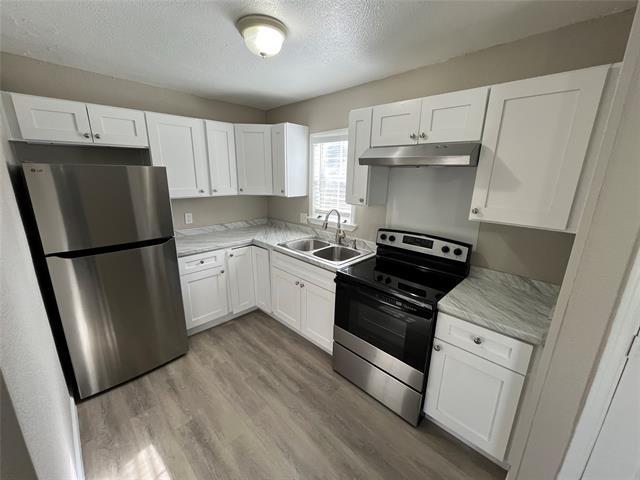 Building Photo - 7642 Maxwell Ave