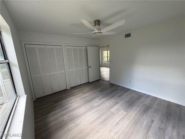 Building Photo - 1526 Trafalgar Ln