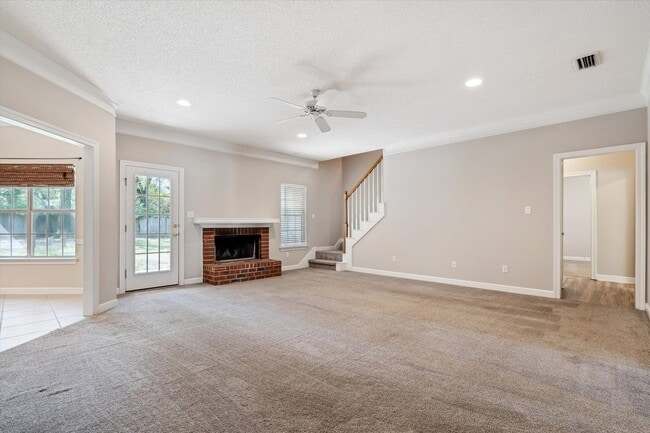 Building Photo - Upcoming Fairhope Listing!