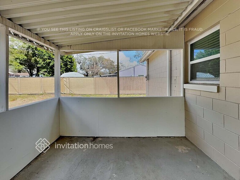 Building Photo - 5695 Deerfield Rd