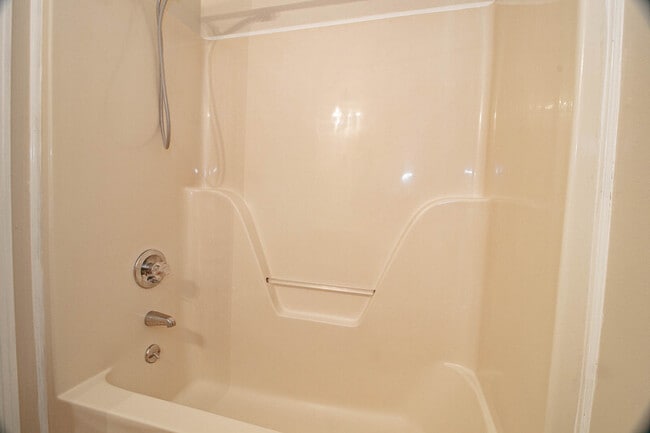 Building Photo - 3059 Woody Ln