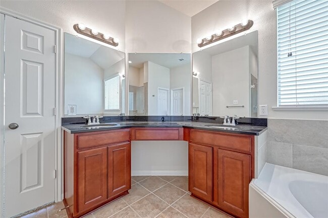 Building Photo - 4330 Hazepoint Drive