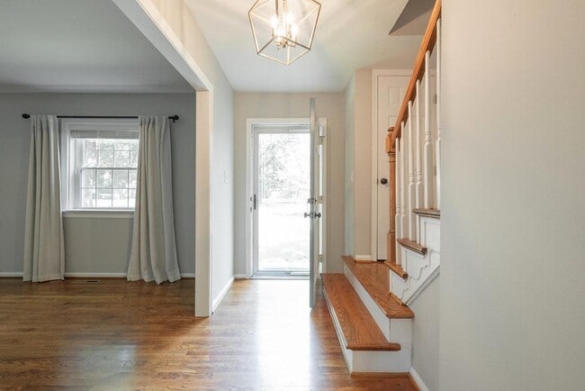 Building Photo - 1041 Warminster Dr