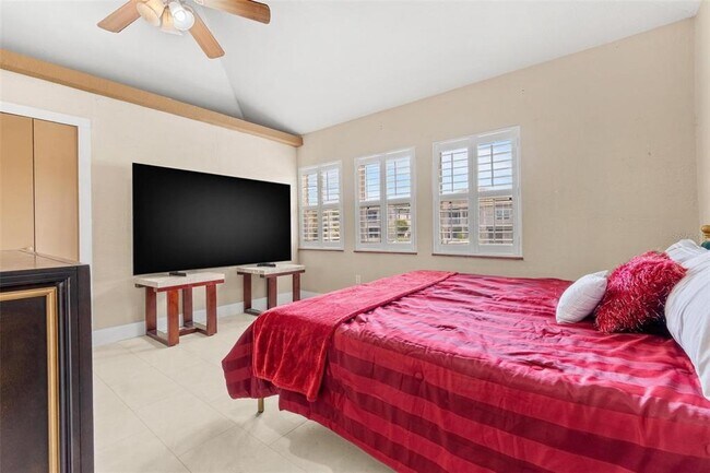 Building Photo - 325 W Martin Luther King Jr Dr