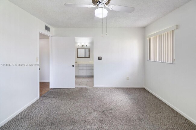 Building Photo - 9887 N Belfort Cir