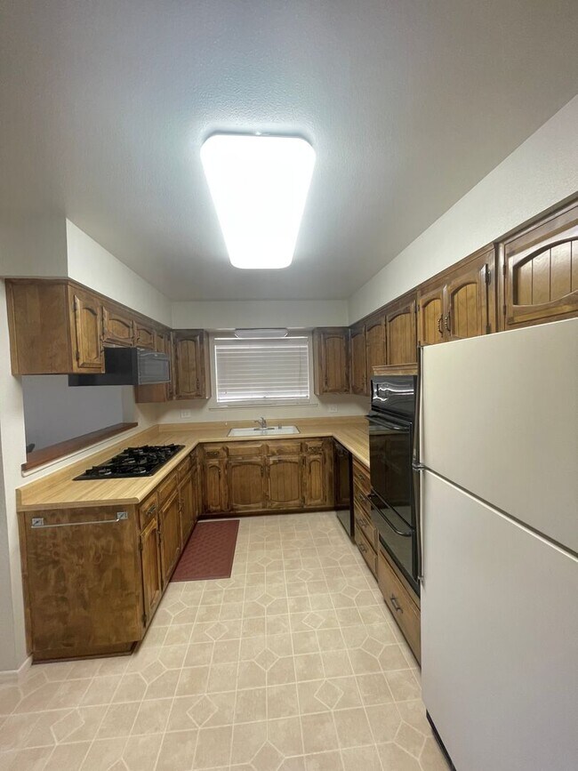 Building Photo - 2 bedroom 2 bathroom Heritage Ranch Home Available 9/1/26 **Do Not Disturb Tenants**