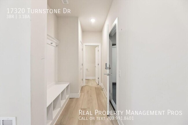 Building Photo - 17320 Turnstone Dr