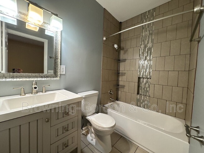 Building Photo - 1125 N. Second St.