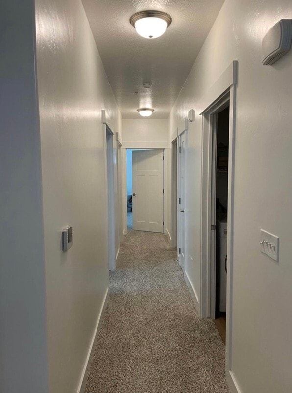 Building Photo - 684 N 380 W