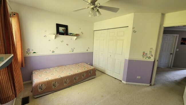 Building Photo - 1759 Ellington Dr