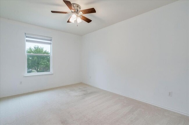 Building Photo - 401 Waterleaf Blvd