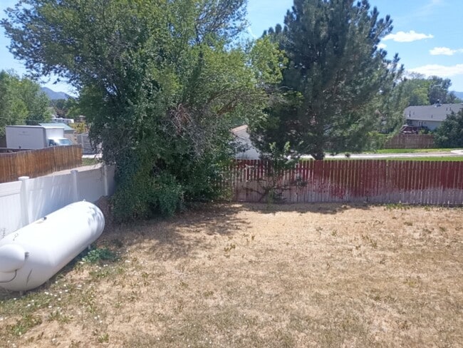 Building Photo - 381 4th N St