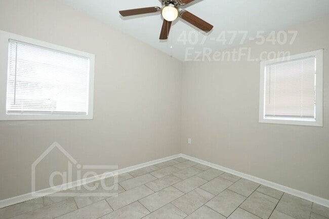 Building Photo - 5604 Cortez Dr