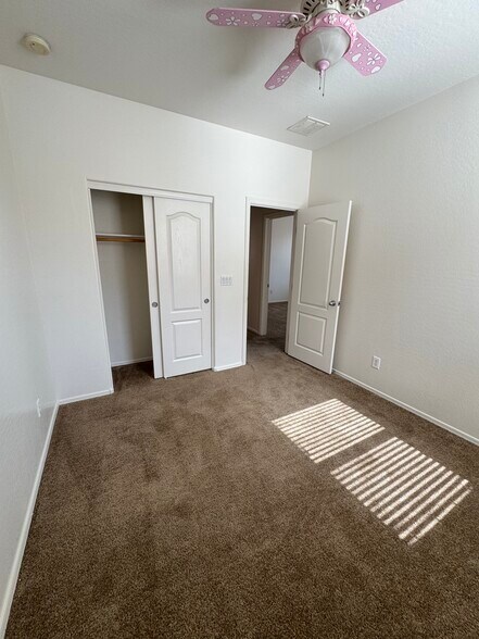 Building Photo - 17684 W Desert Bloom St