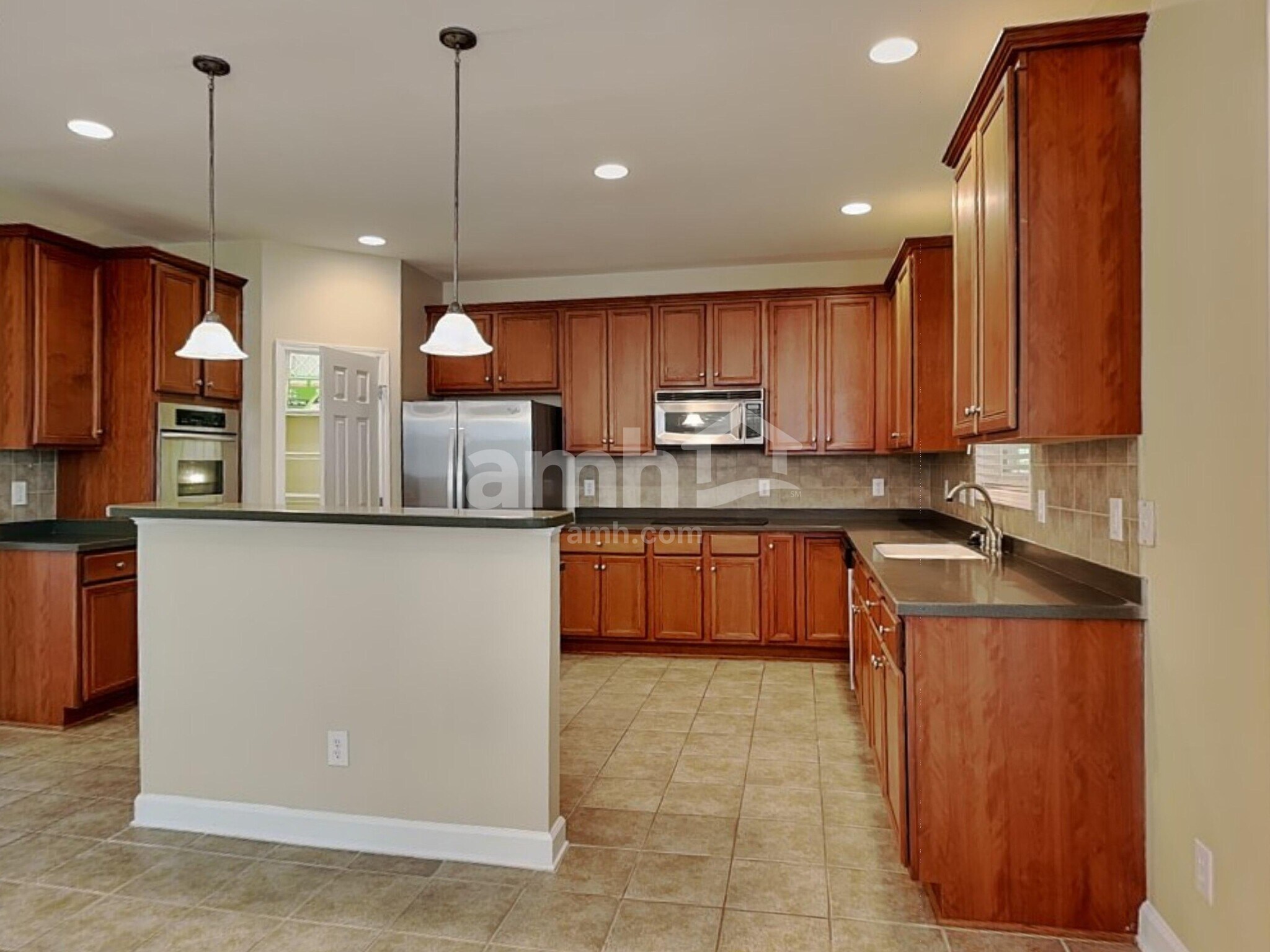 Building Photo - 9413 Philbeck Ln