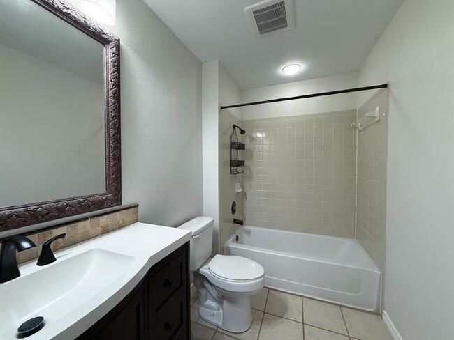 Building Photo - 1310 Lauretta Wood Dr