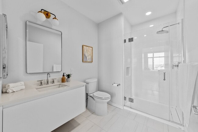 Building Photo - 191 Washington St