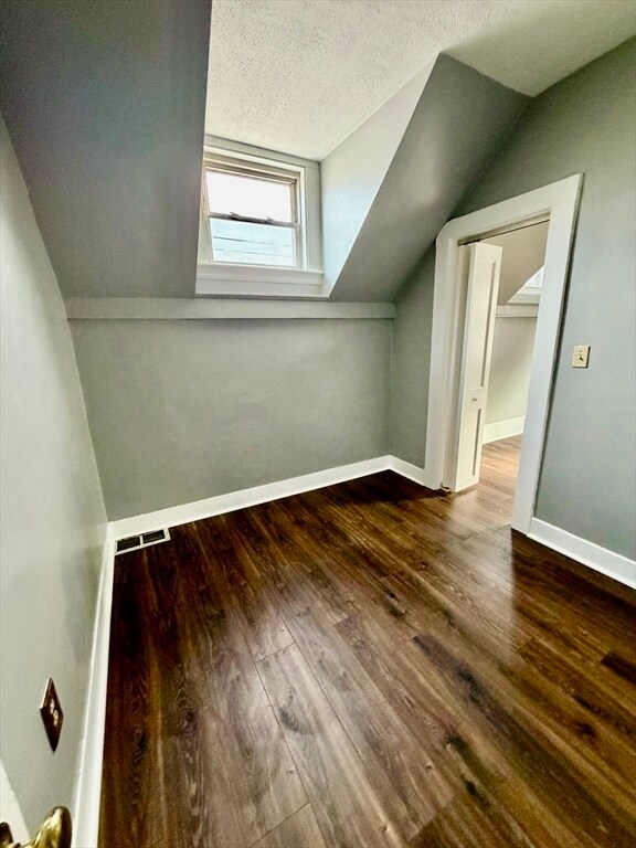 Building Photo - 86 Maplewood Ave