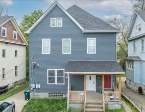 Building Photo - Spacious 5-Bed  Furnished Unit Near Xavier | Modern Updates, In-Unit Laundry & Off-Street Parking