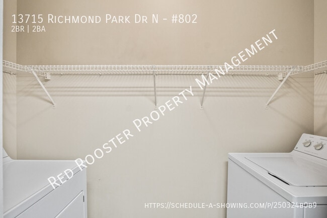 Building Photo - 13715 Richmond Park Dr N