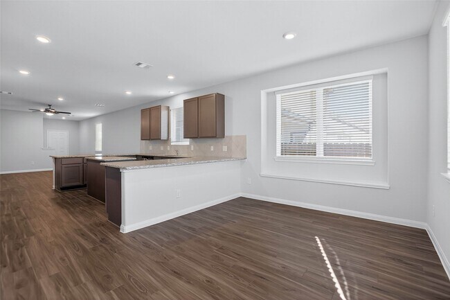 Building Photo - 13320 Burbot Dr