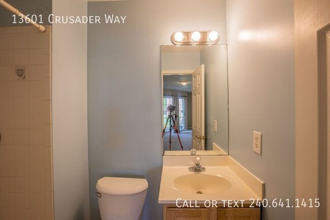 Building Photo - 13601 Crusader Way