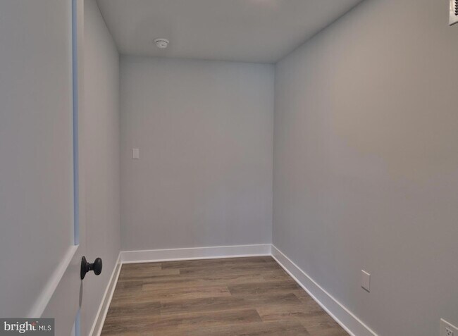 Building Photo - 4325 Lehnenberg Rd
