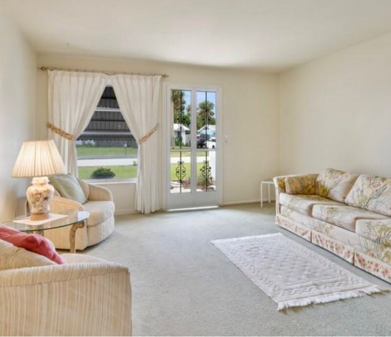 Building Photo - 411 Robalo Ct