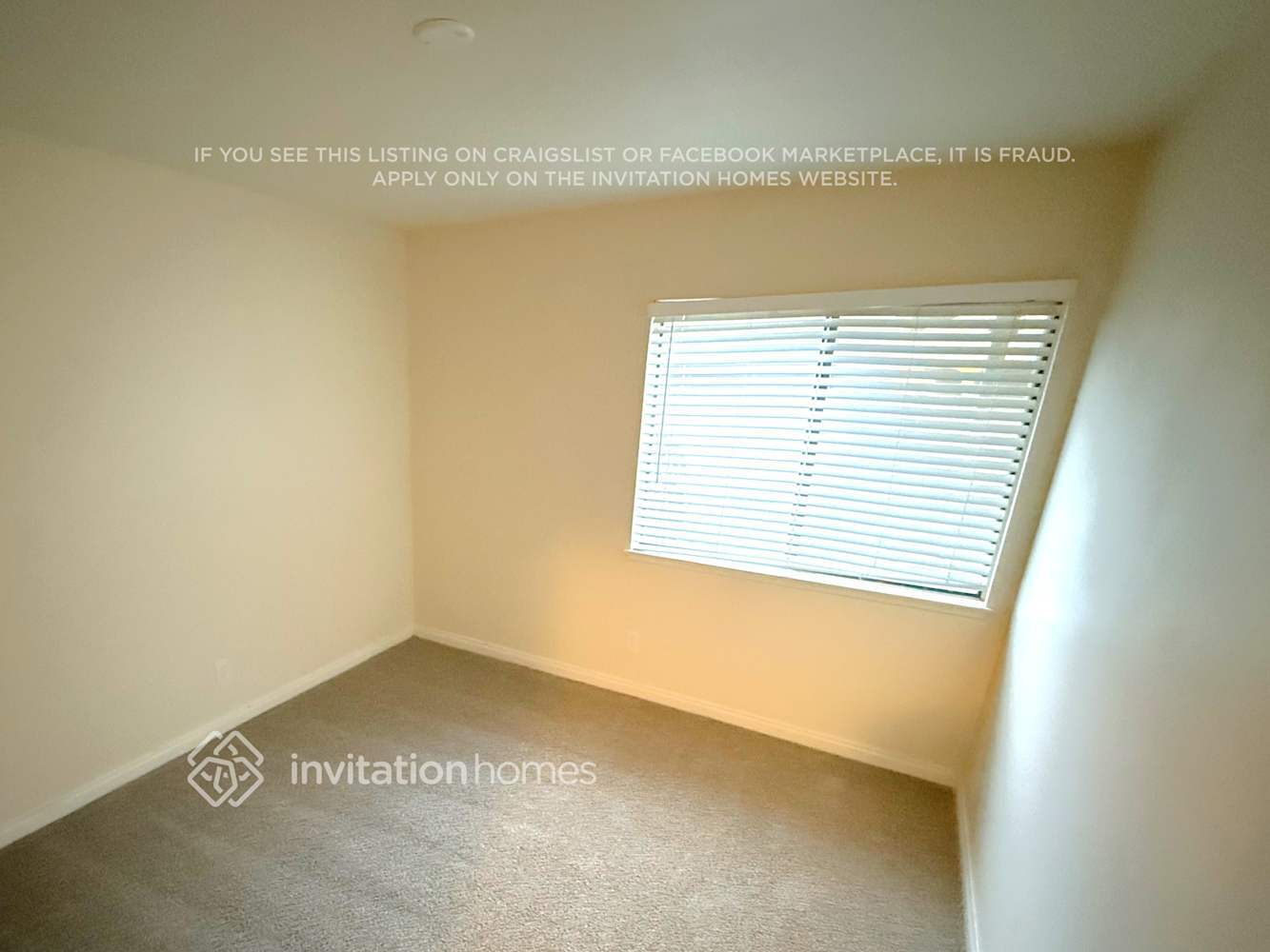 Building Photo - 25906 Adolfo Ct