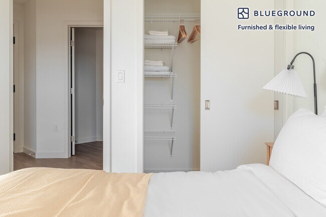 Building Photo - 100 Callan Ave