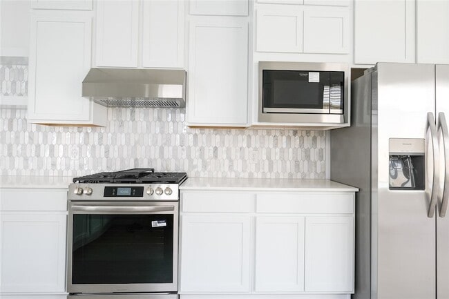 Building Photo - 6415 Orchid Bch Dr