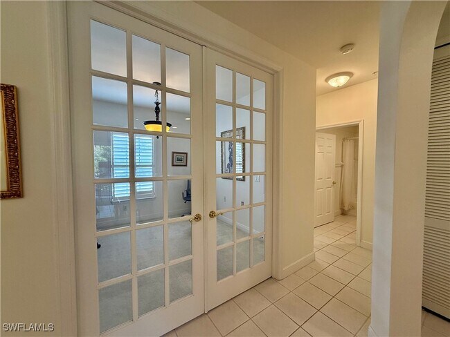 Building Photo - 1335 Sweetwater Cove