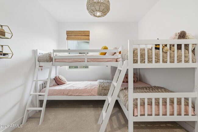 Building Photo - 5714 S Veneto