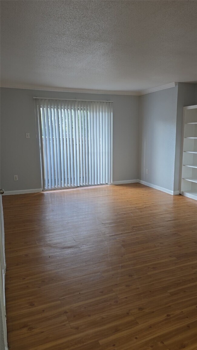 Building Photo - 4747 Allendale Rd