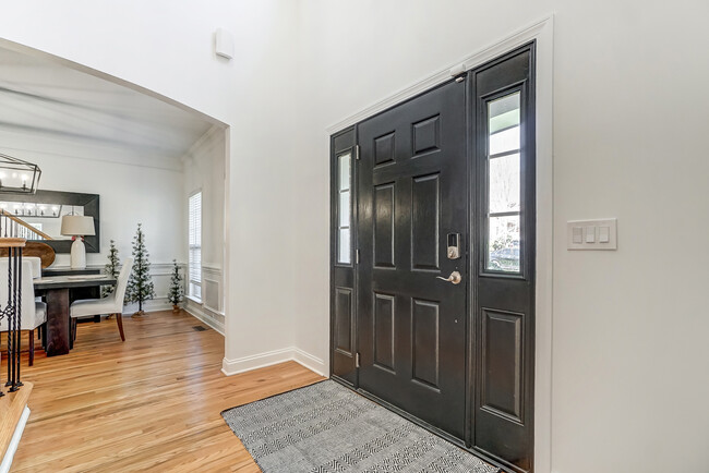 Building Photo - 1024 Patricians Ln