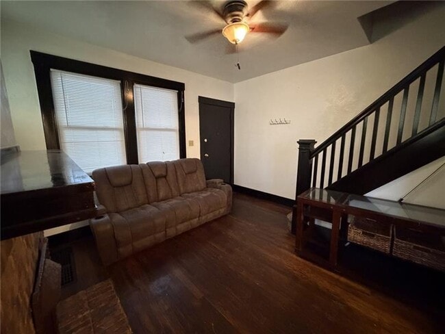 Building Photo - 510 Ivory Ave